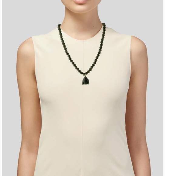 14k Nephrite necklace - Picture 3 of 4